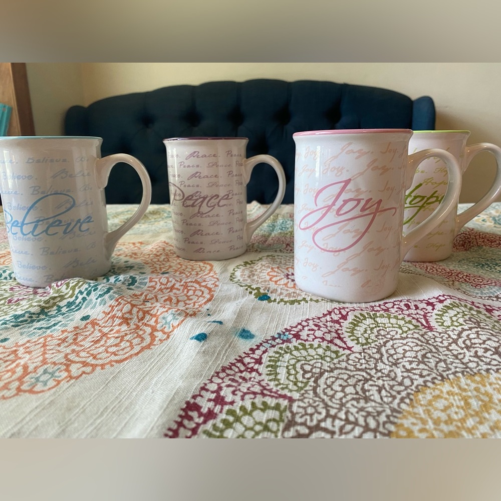Set of 4 Mugs